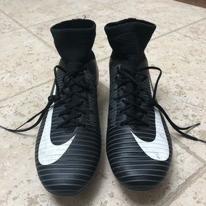 Nike Mercurial Veloce Cleats